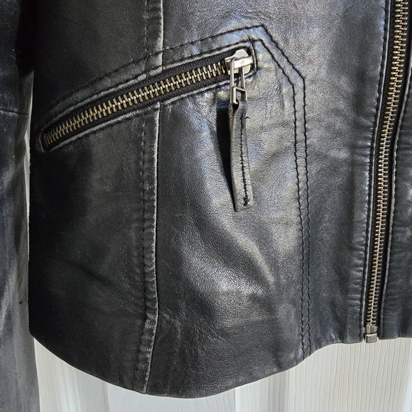 🎃20%OFF Lamb Skin Leather Jacket by Danier - Picture 8 of 17